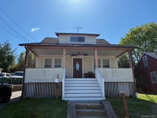property at 14 S Stone Ave