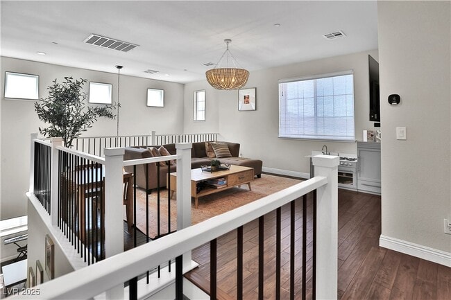 property at 2586 Hazelburn Dr