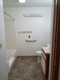 1749 Lynx Ave photo'