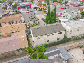 3521 E Cesar E Chavez Ave in Los Angeles, CA - Building Photo - Building Photo