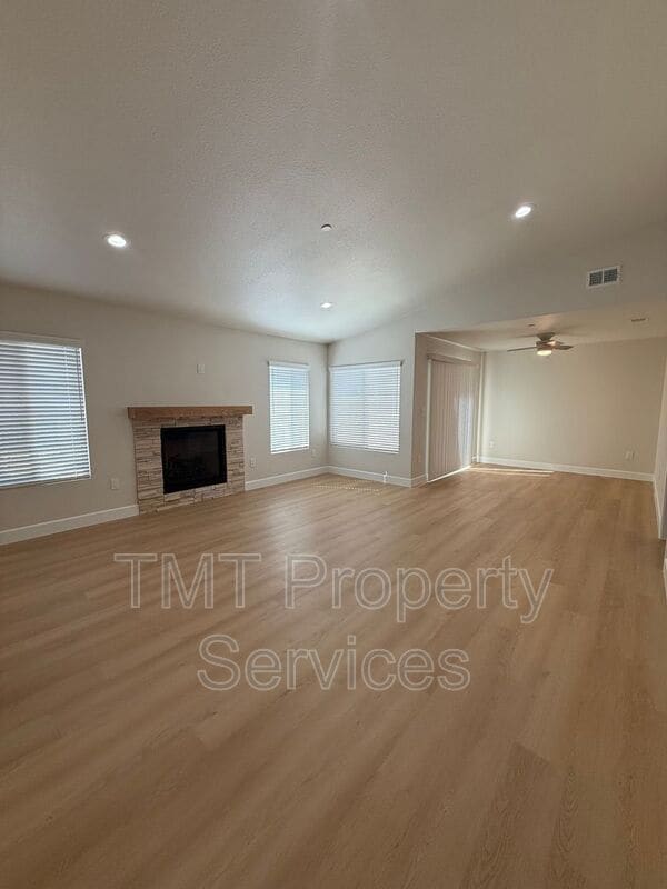 1219 Jackie Ln in Santa Maria, CA - Building Photo - Building Photo