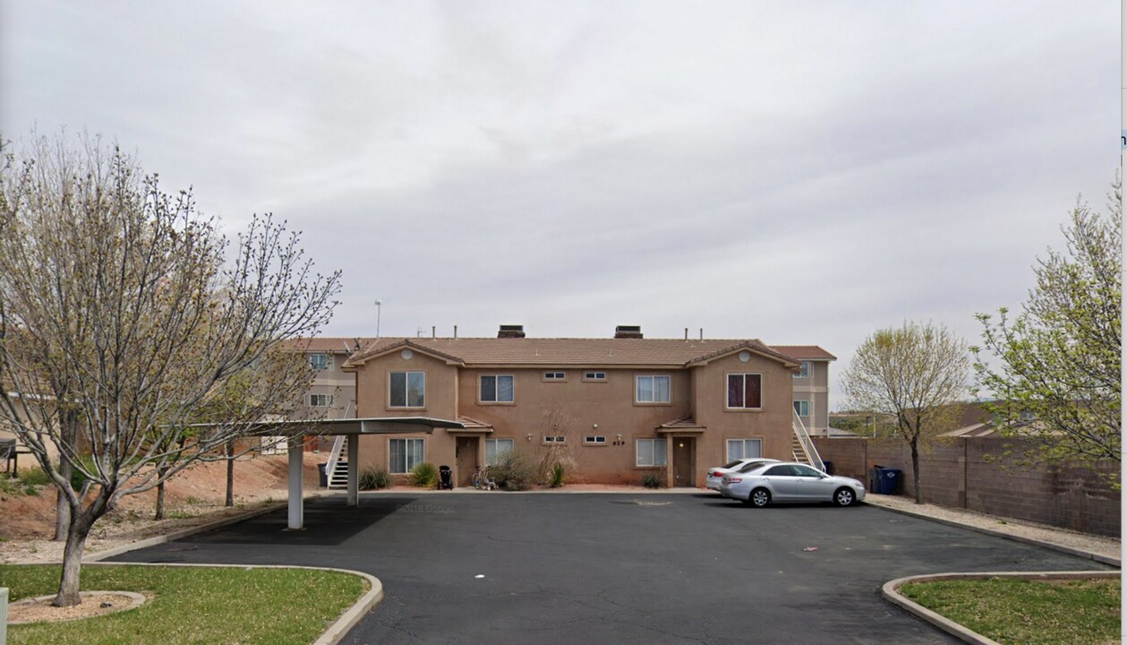 629 S 1000 E in Saint George, UT - Building Photo