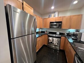 490 Harrison Ave in Boston, MA - Foto de edificio - Building Photo