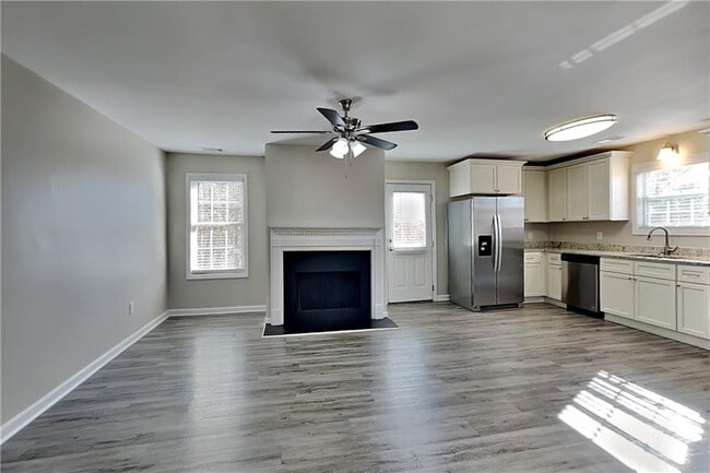 3747 Chesapeake Trace Ln in Flowery Branch, GA - Building Photo - Building Photo