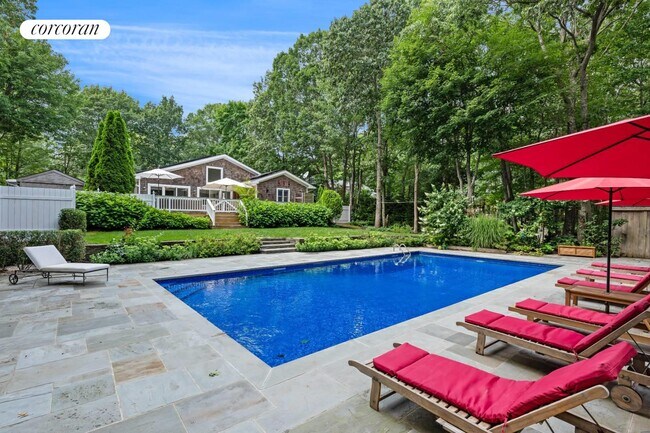 property at 24 Shadyrest Dr