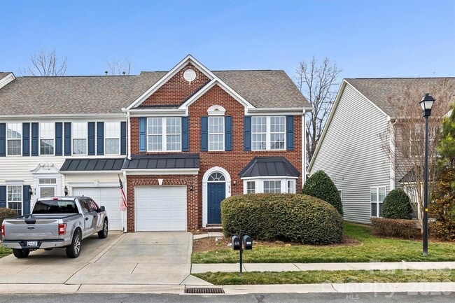 property at 616 Bayou Cir