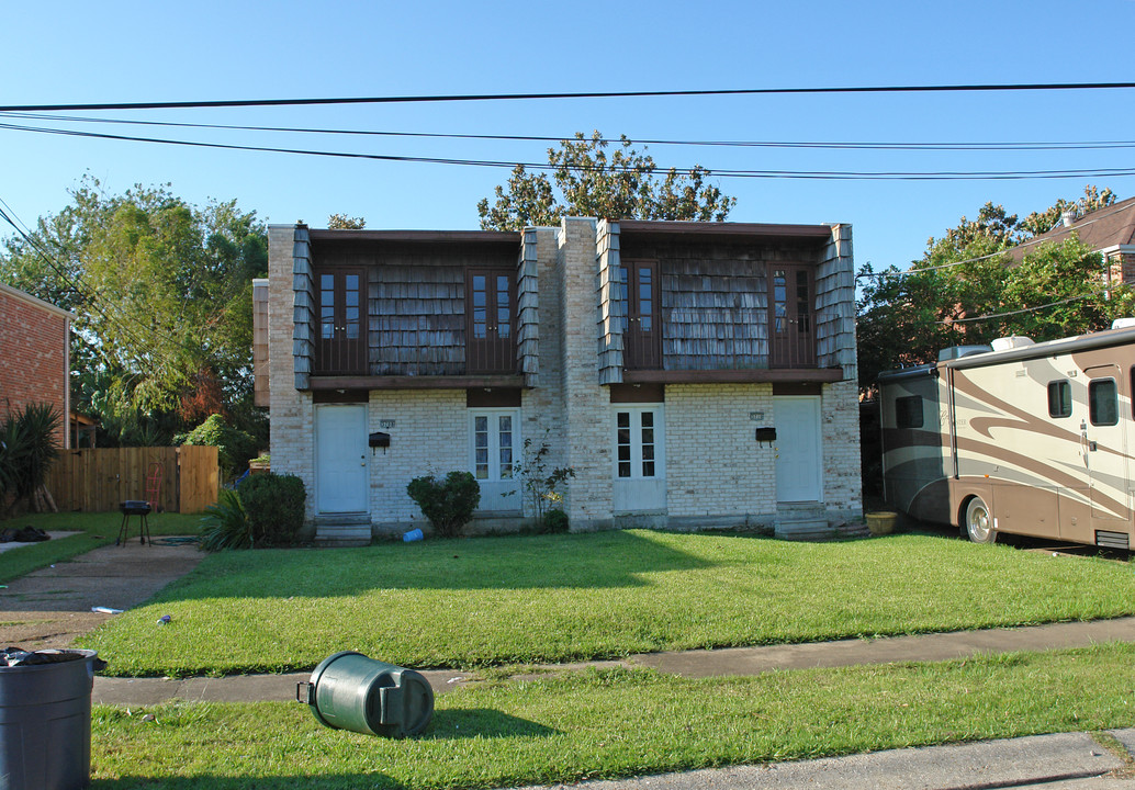 3708 Bunkerhill Dr in Metairie, LA - Foto de edificio