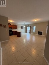 18 Red Pine Crescent in Wasaga Beach, ON - Building Photo - Building Photo