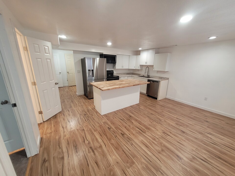 3536 W 4150 S in West Haven, UT - Building Photo