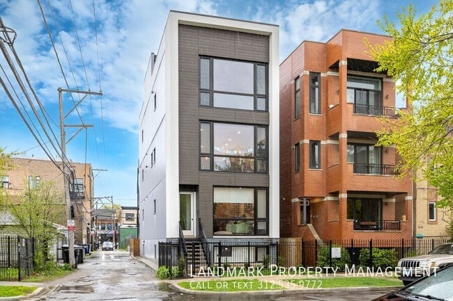 property at 1545 N Artesian Ave