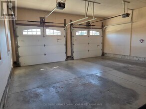 12 Knell Cres in Bluewater, ON - Building Photo - Building Photo