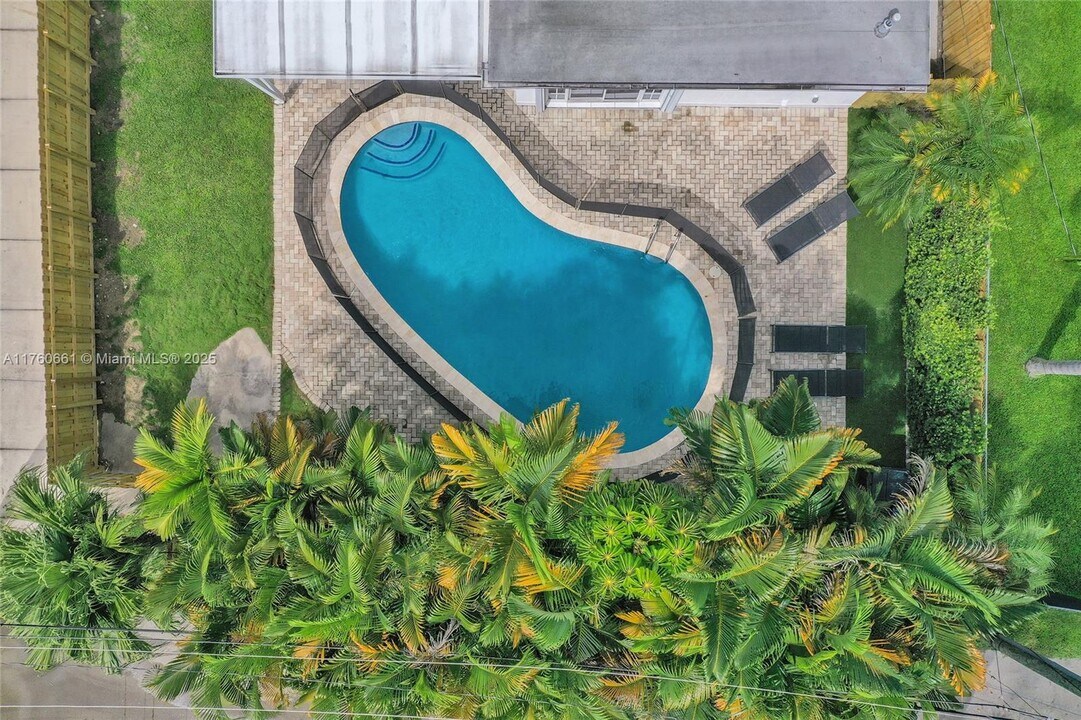 2101 N 15th Ave in Hollywood, FL - Building Photo