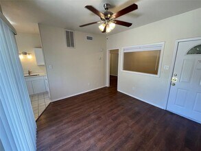 6809 West Gate Blvd in Austin, TX - Building Photo - Building Photo