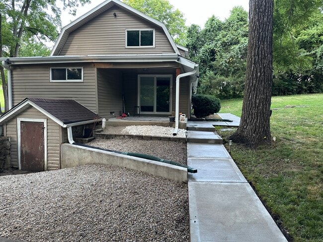 property at 7800 N Broadway St