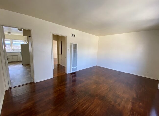 1226 25th St, Unit One bedroom one bathroom in Santa Monica, CA - Foto de edificio - Building Photo
