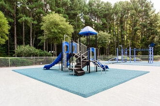 Laurel in Union City, GA - Building Photo - Building Photo