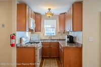260 Hancock Ave photo'