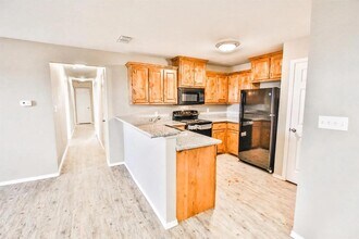 5710 Grinnell St in Lubbock, TX - Building Photo - Building Photo