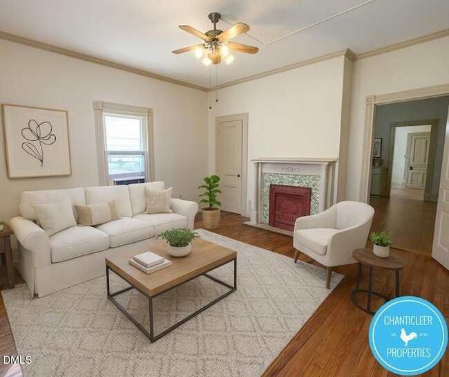 property at 305 Oakwood St