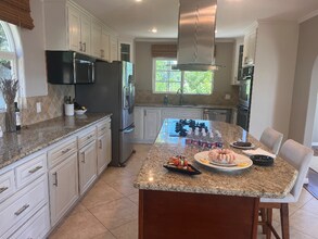 4275 Crestview Dr in La Mesa, CA - Building Photo - Building Photo
