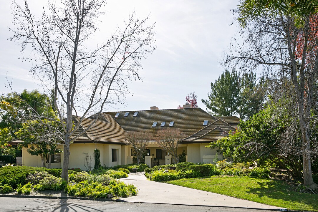 6215 Camino Del Pajaro in Rancho Santa Fe, CA - Building Photo