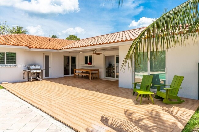 14610 Tarpon Dr in Coral Gables, FL - Building Photo - Building Photo