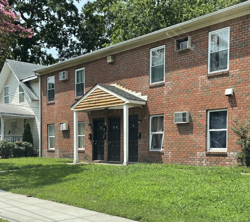1004 37th St-Unit -D in Norfolk, VA - Building Photo