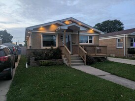 10318 Addison Ave in Franklin Park, IL - Building Photo