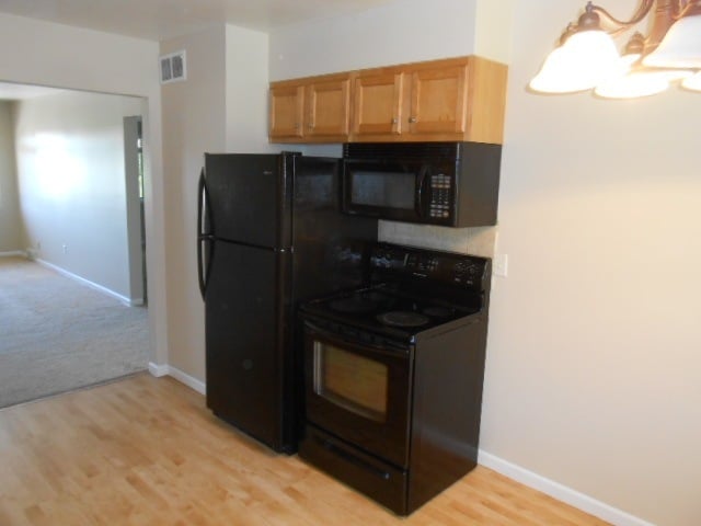 304 Center Ave, Unit 4 in Sheboygan, WI - Building Photo - Building Photo