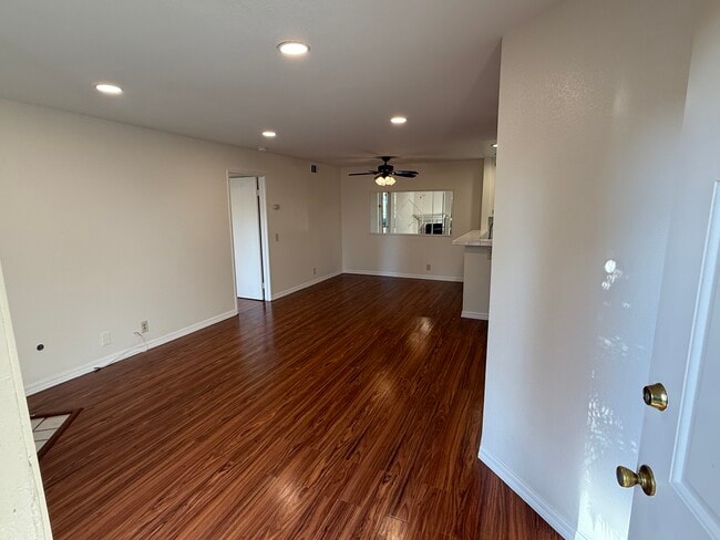 11584 Fury Ln, Unit 22 in El Cajon, CA - Foto de edificio - Building Photo