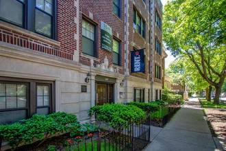 1049 West Oakdale Apartments in Chicago, IL - Foto de edificio - Building Photo