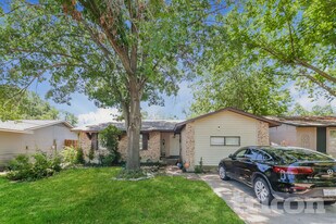 810 E Heath St, Unit AUCMCC in Rockwall, TX - Building Photo
