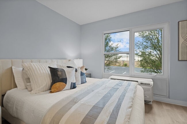 The Presley Apartments in Warwick, RI - Building Photo - Building Photo