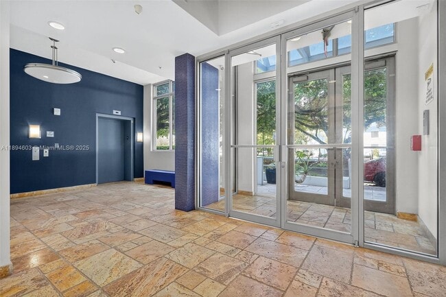2021 SW 3rd Ave, Unit PH-3 in Miami, FL - Building Photo - Building Photo