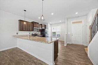 8860 Commons Townes Dr in Raleigh, NC - Building Photo - Building Photo