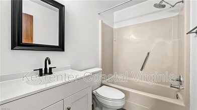 4640 Merrimac Ln in Virginia Beach, VA - Building Photo - Building Photo