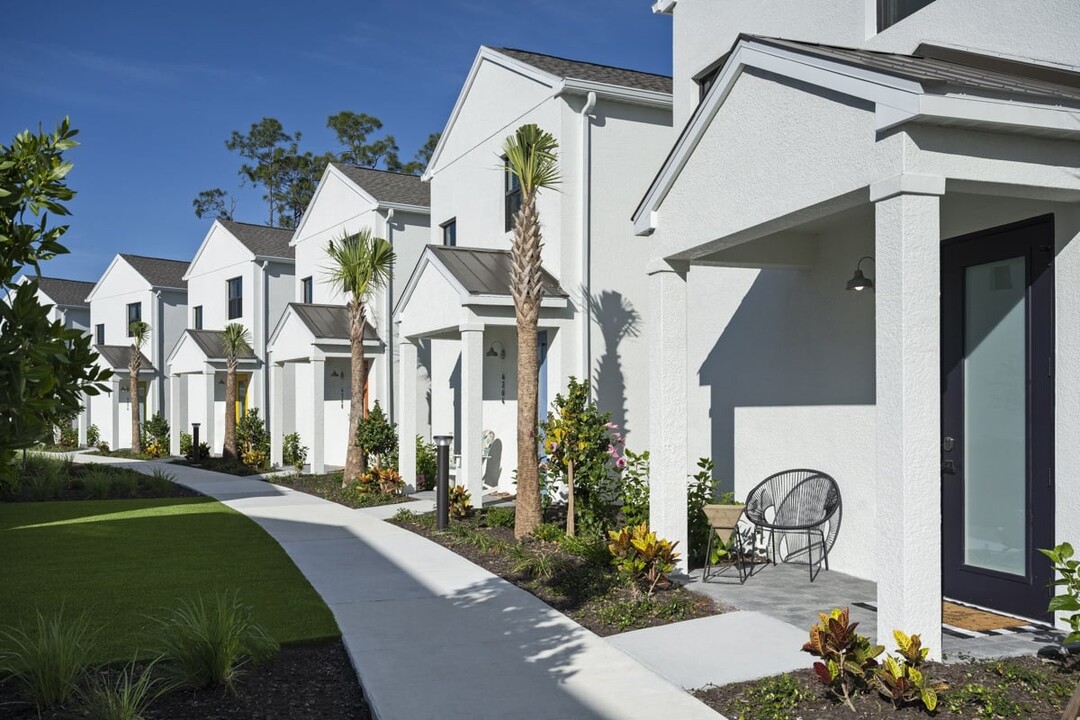 Argos by Soltura Rental Homes in Ft. Myers, FL - Foto de edificio