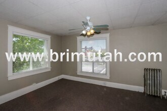 273-275 S 400 E in Salt Lake City, UT - Building Photo - Building Photo