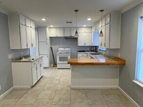 4830 French Dr in Corpus Christi, TX - Building Photo - Building Photo