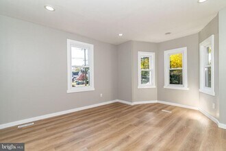 127 S Church St in Moorestown, NJ - Building Photo - Building Photo