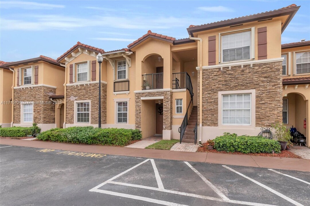 1395 NE 33rd Ave in Homestead, FL - Building Photo