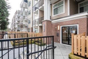 20686 Eastleigh Crescent in Langley, BC - Building Photo
