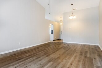 17104 Cypresswood Way in Clermont, FL - Building Photo - Building Photo