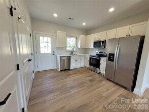 1214 Pearl St in Statesville, NC - Building Photo - Building Photo