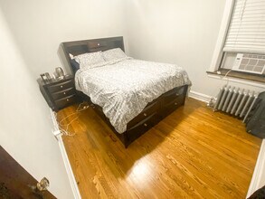 1461 W Byron St in Chicago, IL - Building Photo - Building Photo