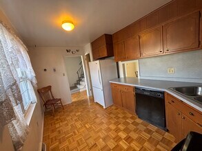 2004 Hale Ct in Wyomissing, PA - Building Photo - Building Photo