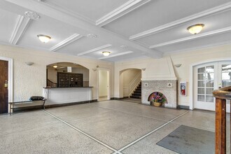 1127 W Farwell Ave in Chicago, IL - Foto de edificio - Building Photo