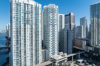 Brickell On The River in Miami, FL - Building Photo - Building Photo
