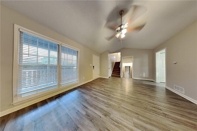 3887 Spring Meadow Dr in Acworth, GA - Building Photo - Building Photo