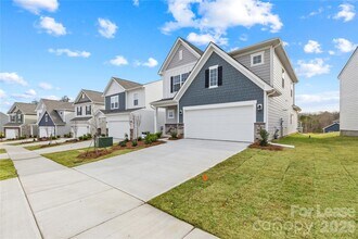 1609 Swallow Tail Dr in Belmont, NC - Building Photo - Building Photo